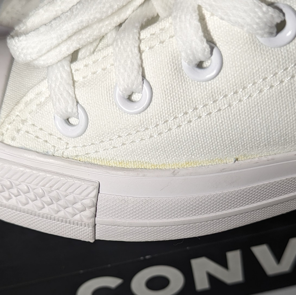 Converse Chuck Taylor All Star Canvas Sneakers . - Picture 10 of 15